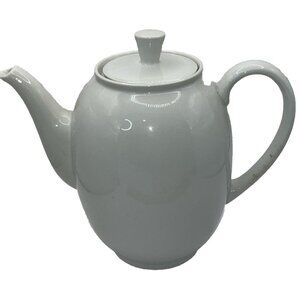 Arzberg White Teapot Germany Made Holds 5 Cups Liquid Excellent Preowned C241